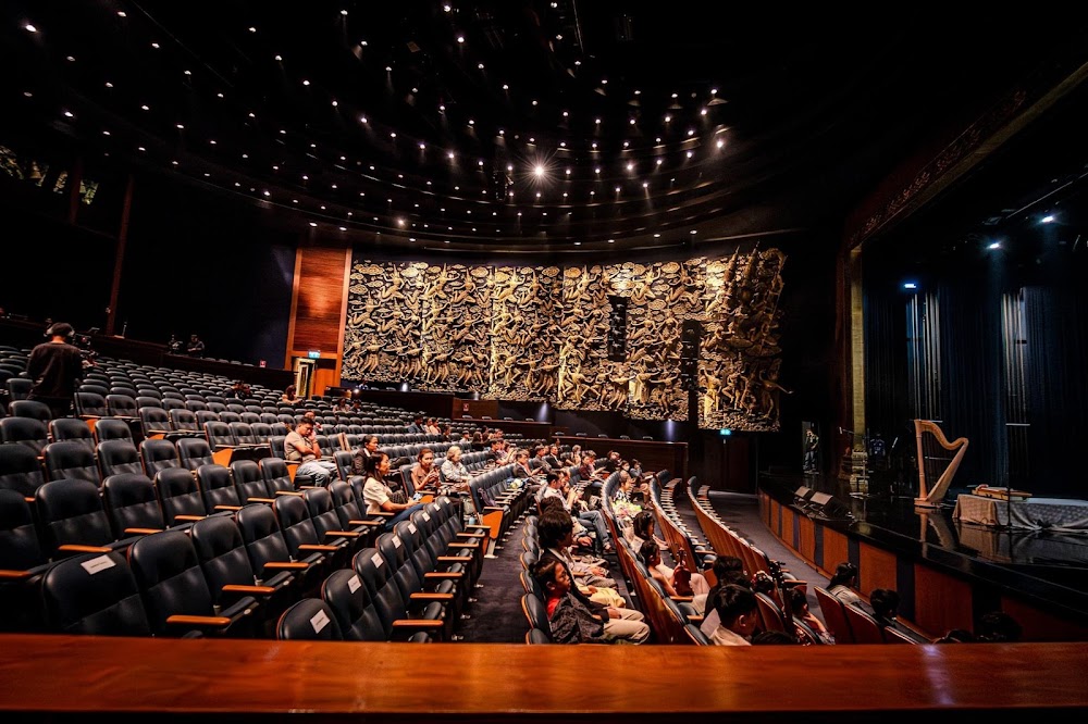 Aksra Theatre