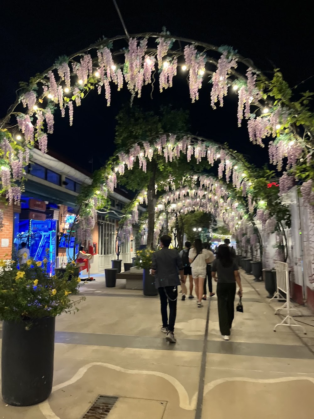 Asiatique The Riverfront