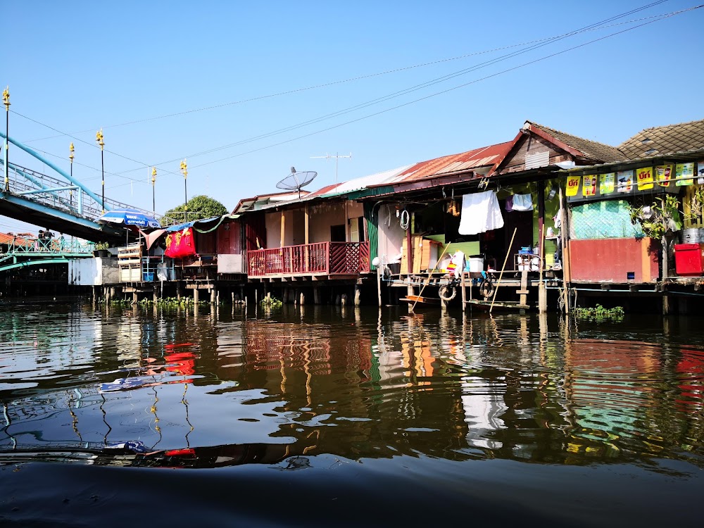 Bang Phli Floating Market