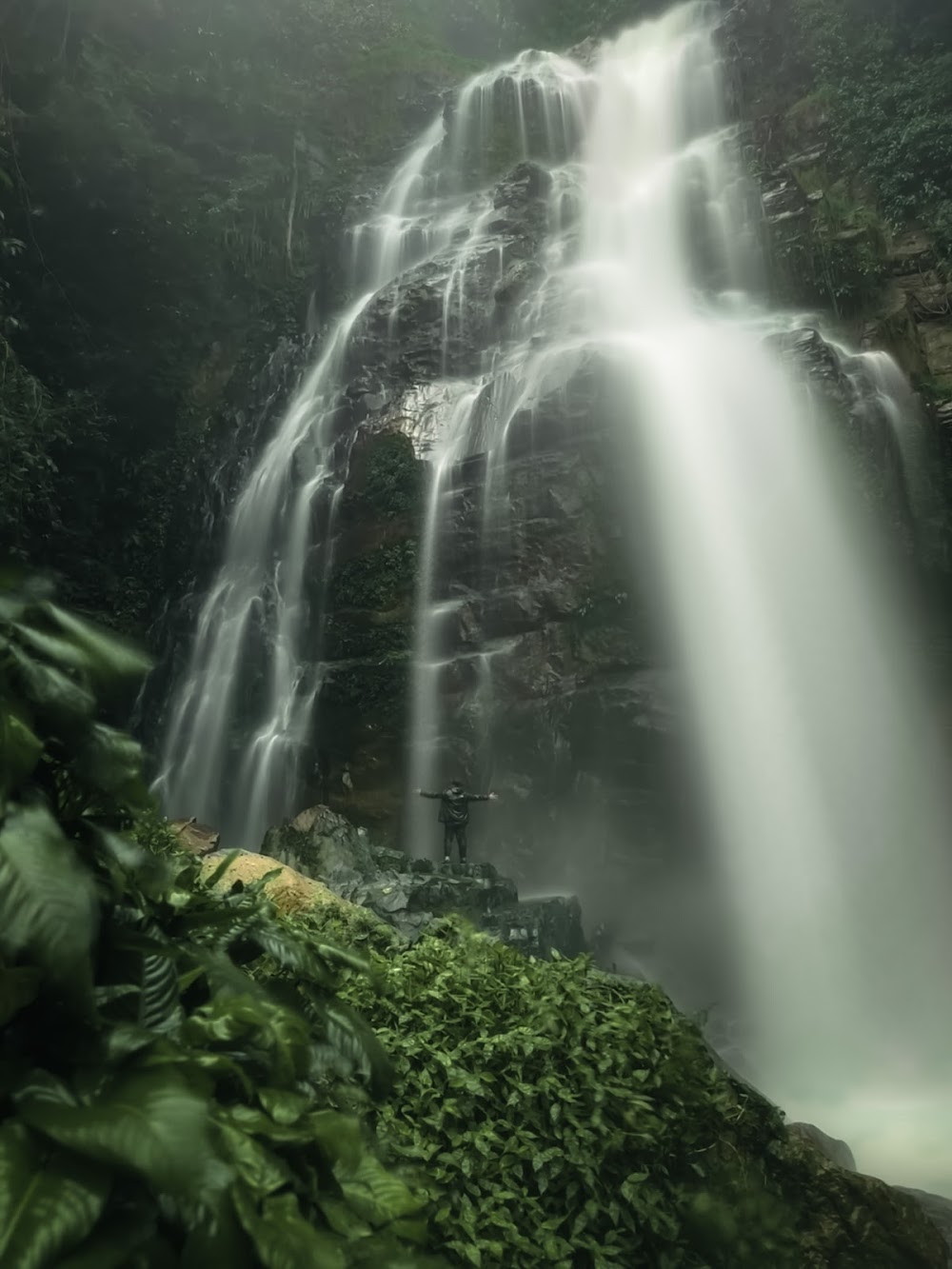 Chaloem Phra Kiat Ro Kao Waterfall