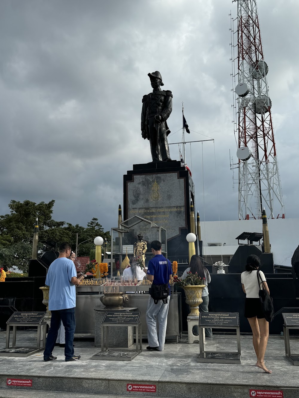 Chumphonket Udomsak Monument