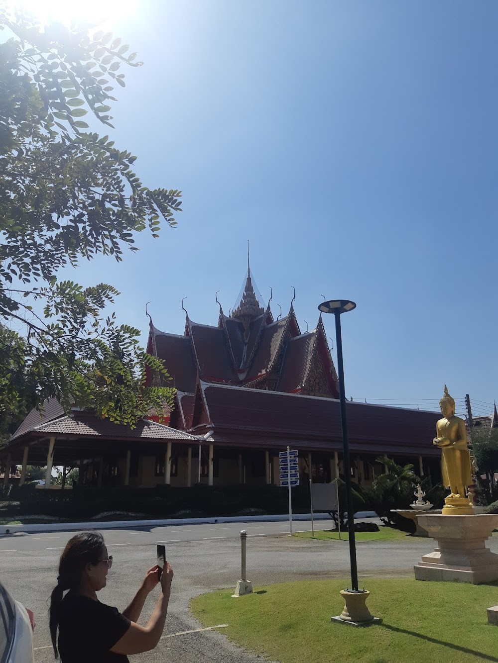 Don Chedi Monument