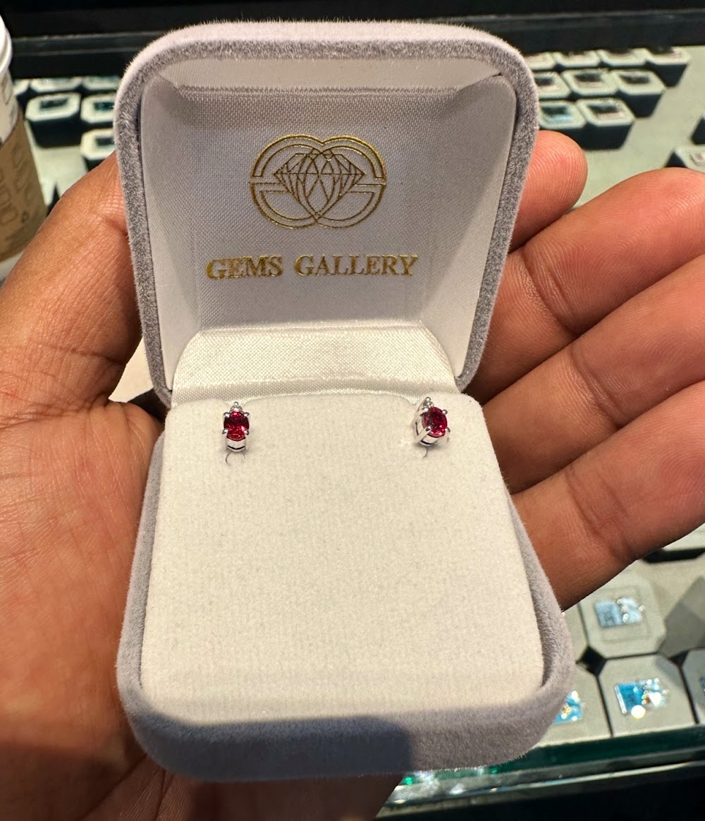 Gems Gallery Phuket