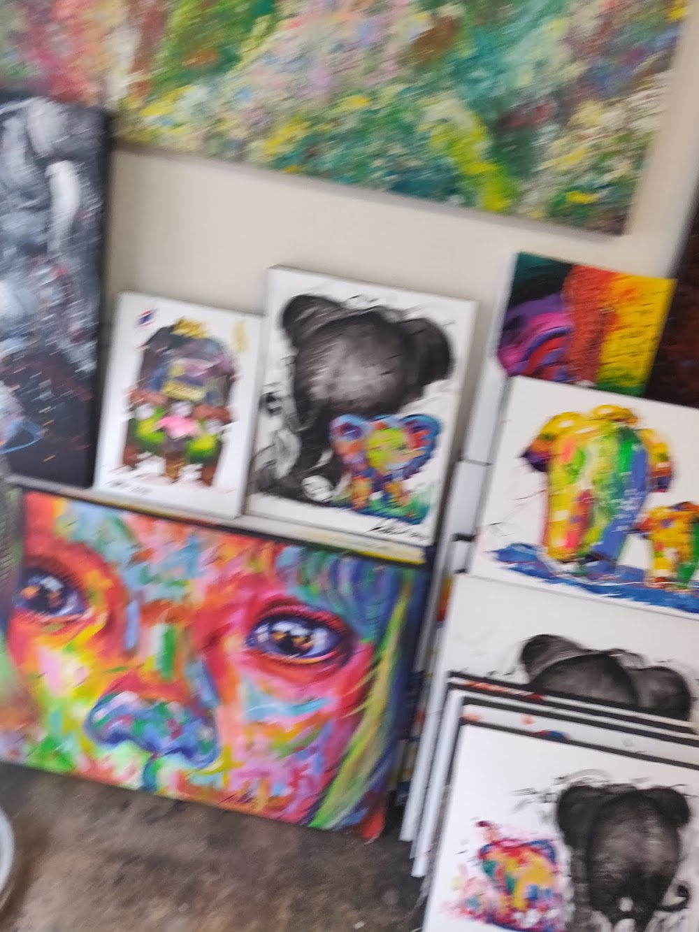 Glang-Viang Gallery