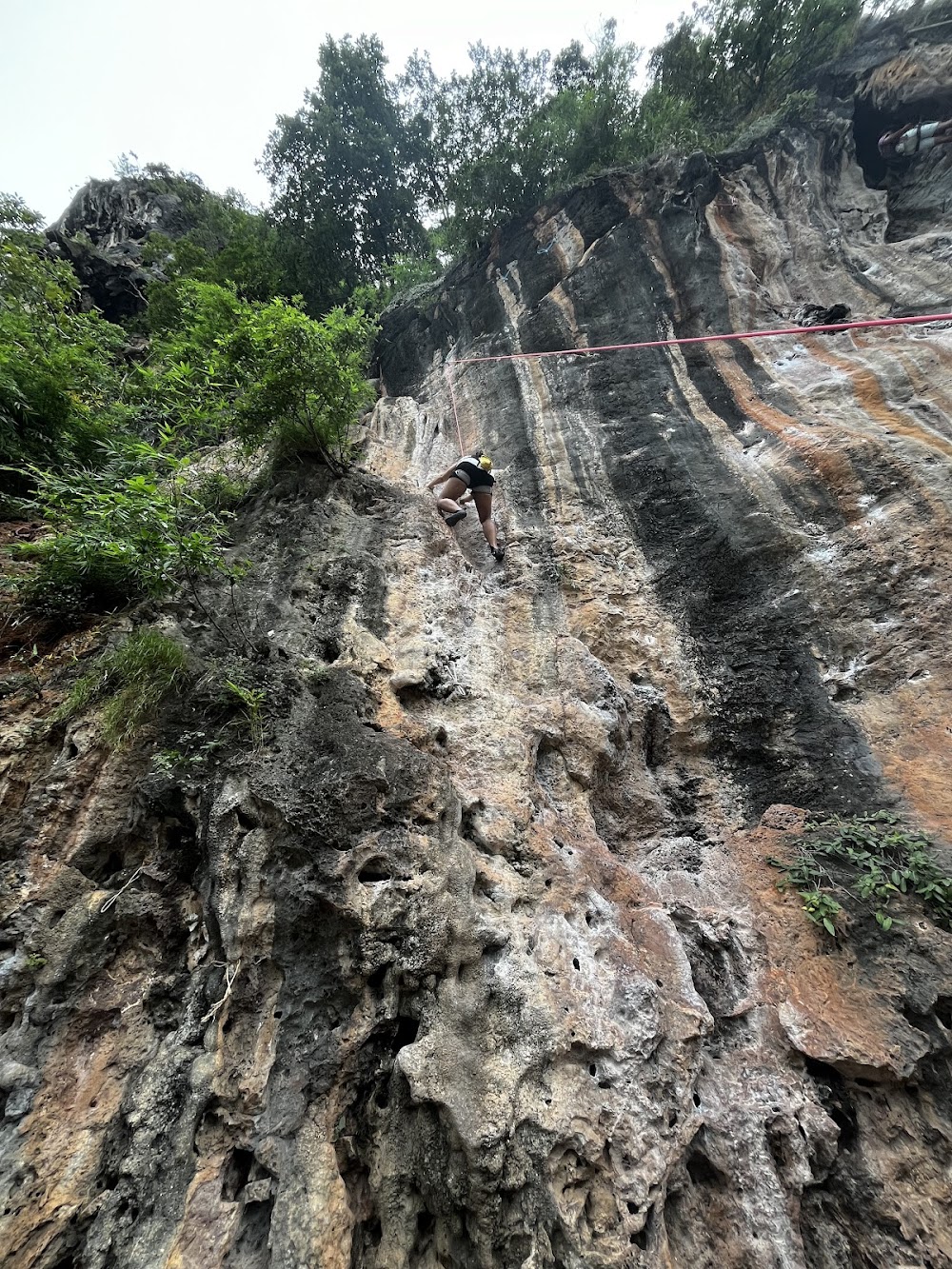 Hot Rock Climbing School