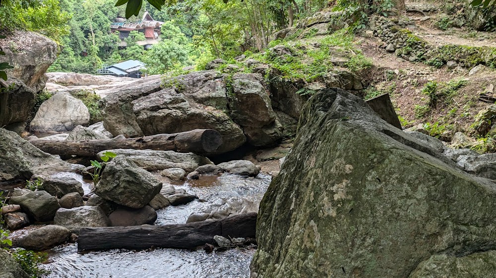Huay Keaw Waterfall