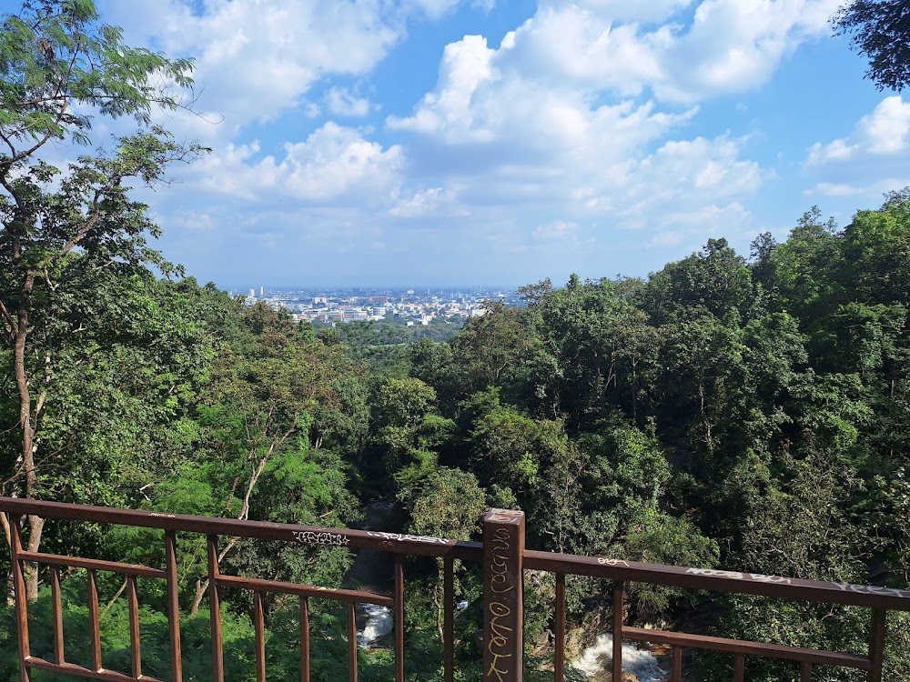 Huay Keaw Waterfall