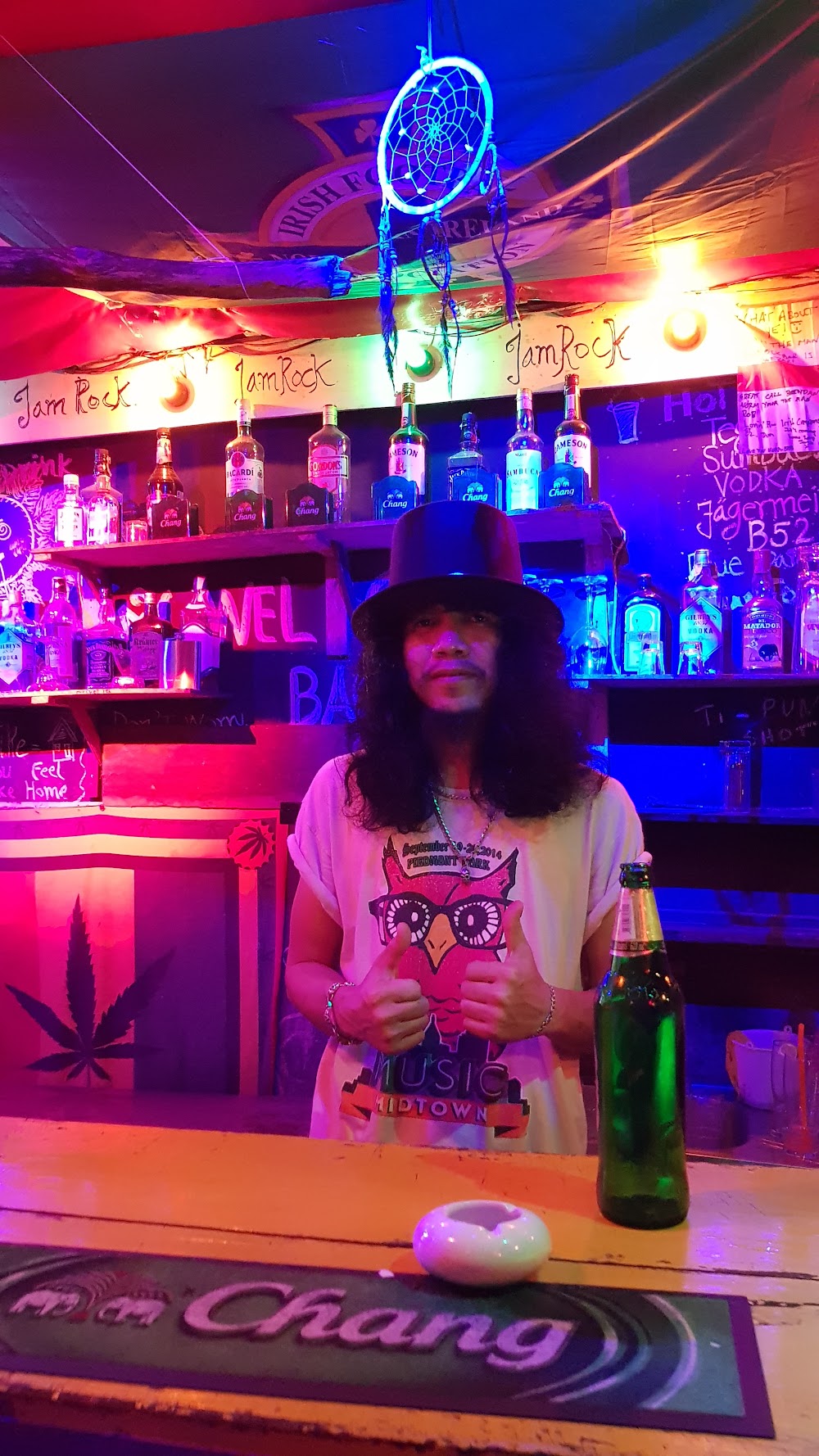 Jamrock Bar Railay