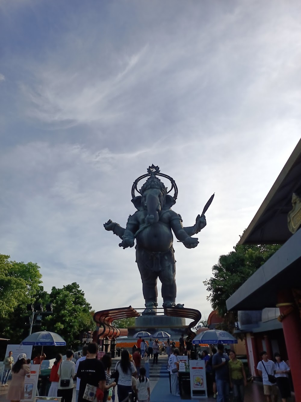 Khlong Khuean Ganesh International park