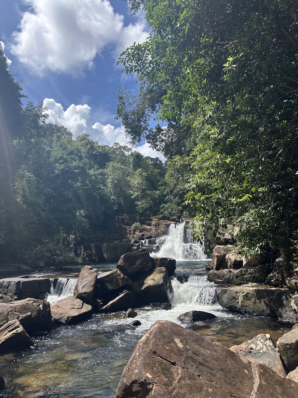 Khlong Yai Kee Waterfalls
