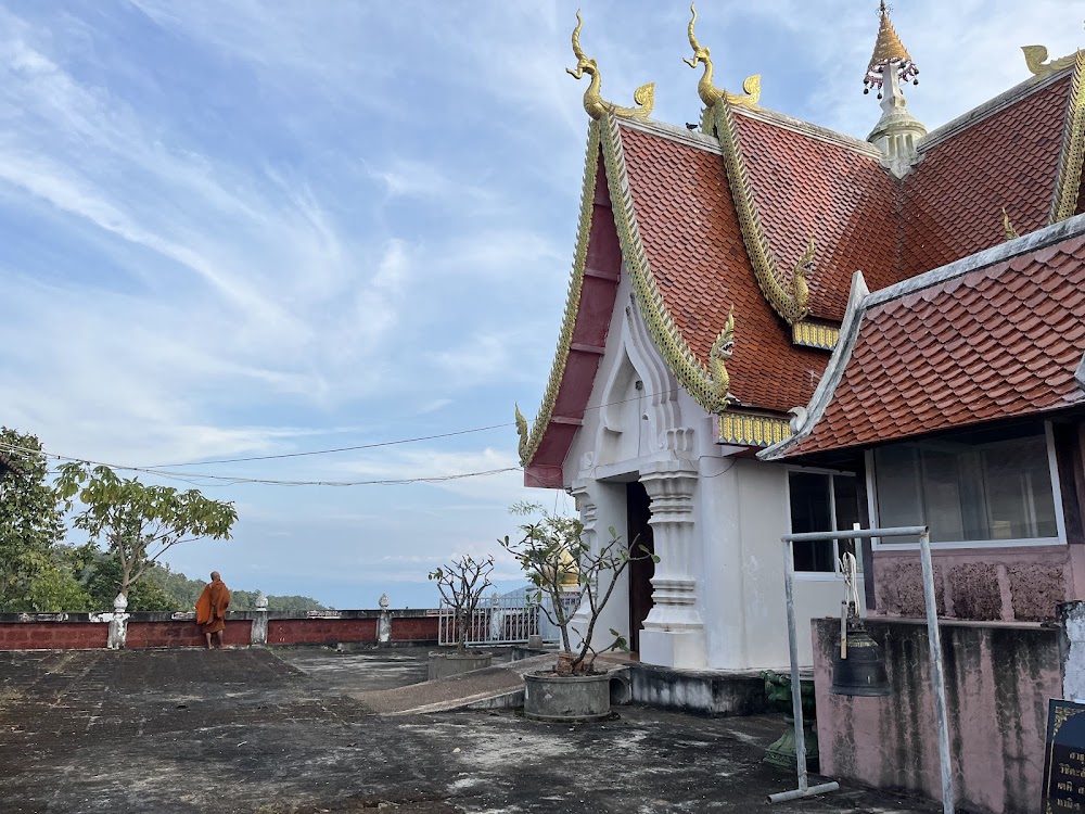 Khruba Sriwichai Monument Lamphun