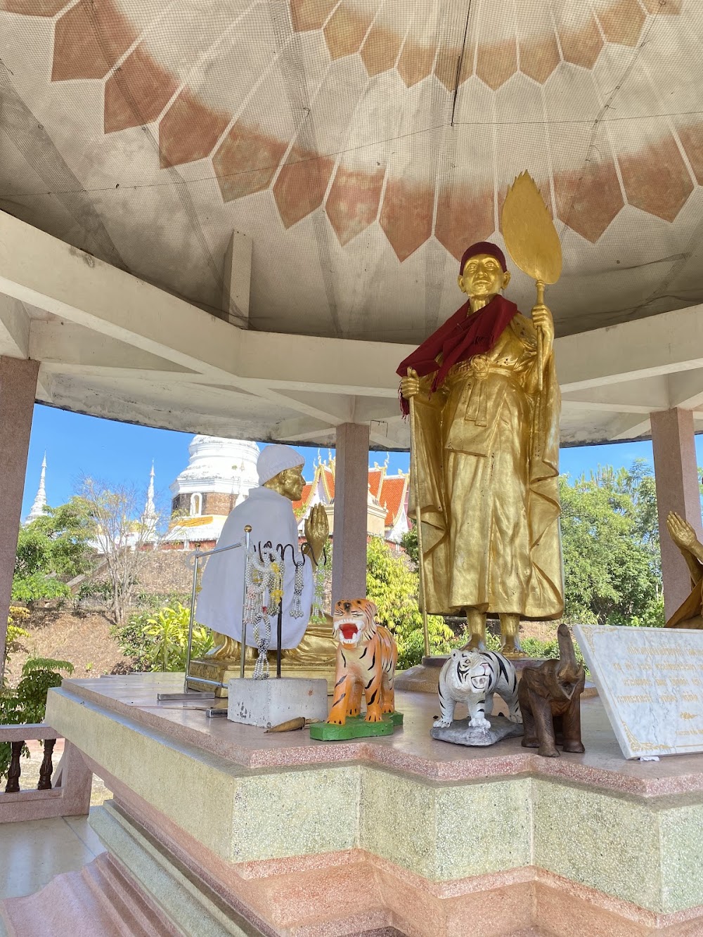 Khruba Sriwichai Monument Lamphun
