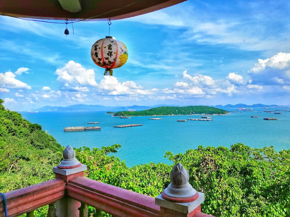 Ko Si Chang Island