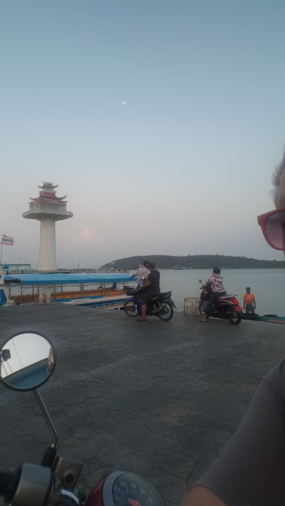 Ko Si Chang Island