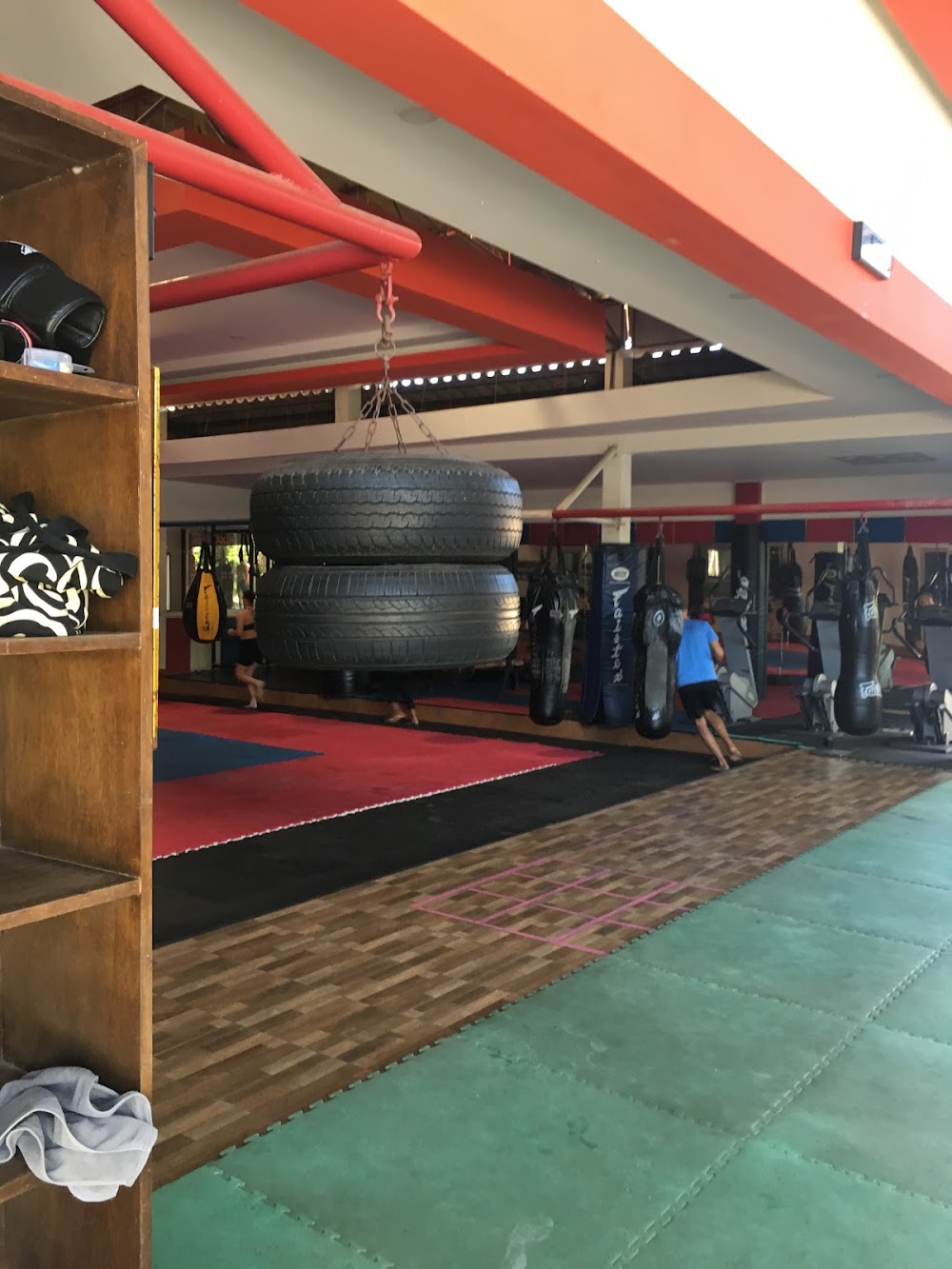 Lanta Muay Thai Academy