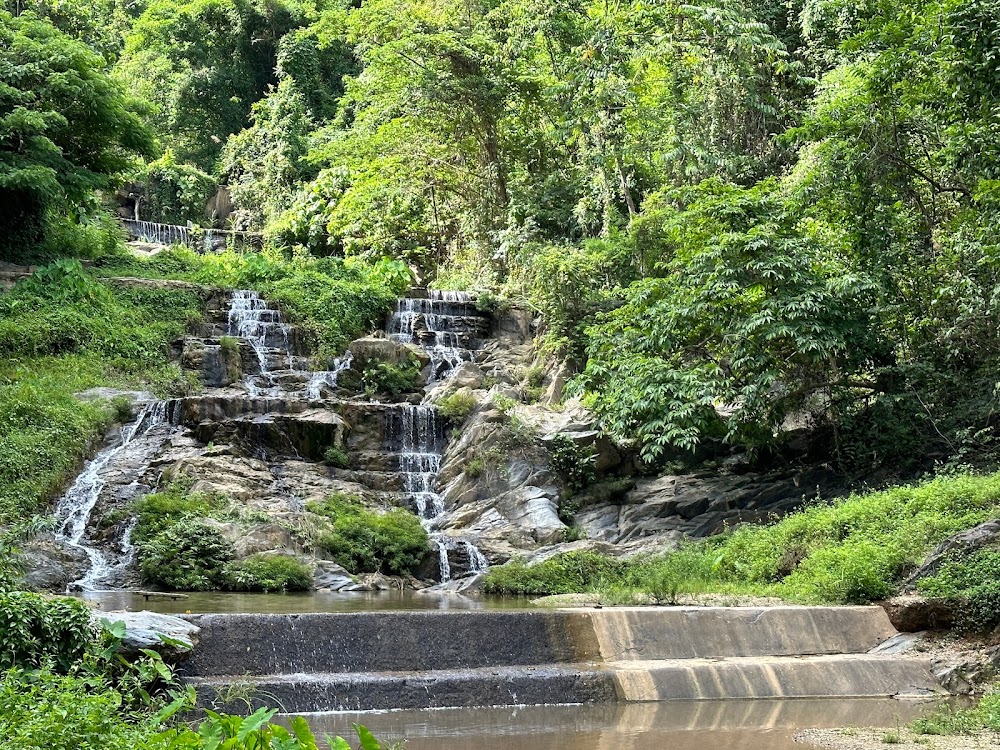 Mae Phun Waterfall