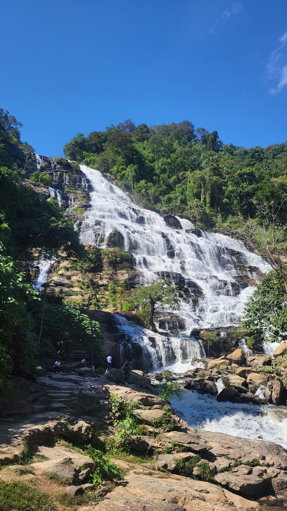 Mae Ya Waterfall