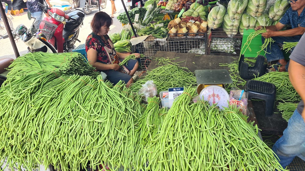 Muang Mai Market