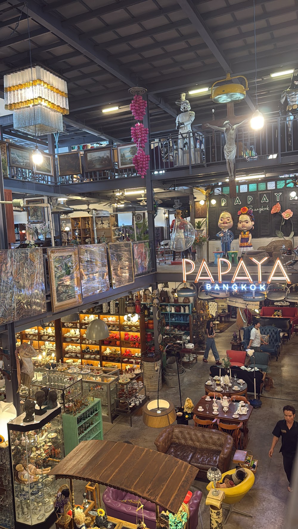 Papaya Design Furniture & Studio