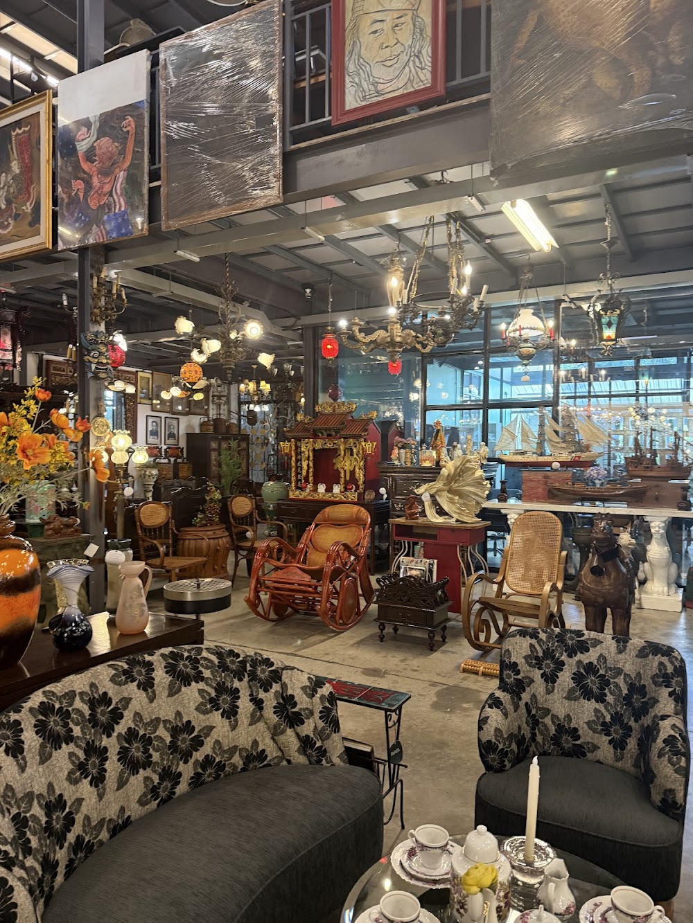 Papaya Design Furniture & Studio