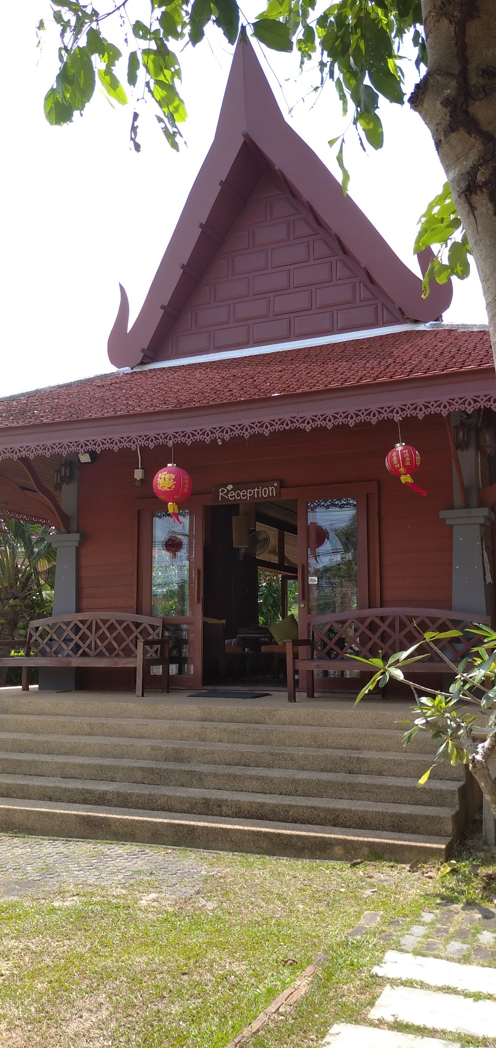 Peace Tropical Spa