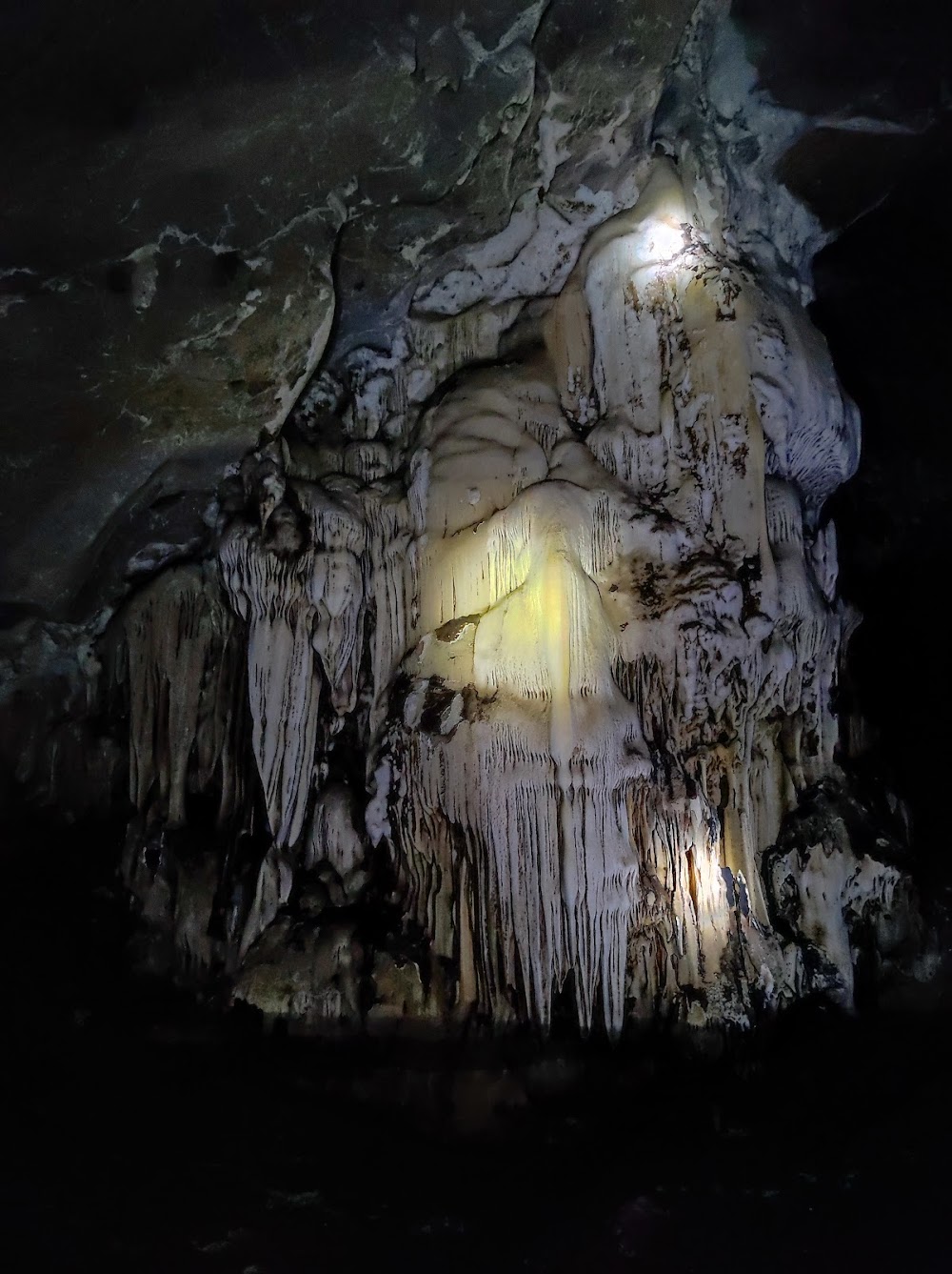 Phra That Cave