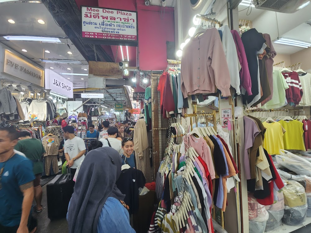 Street Night Market