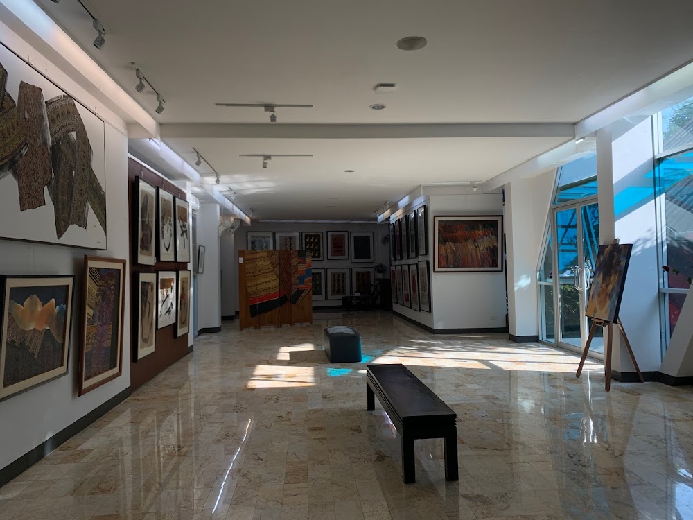 Sutthichitto Art Gallery in Wat Muen San