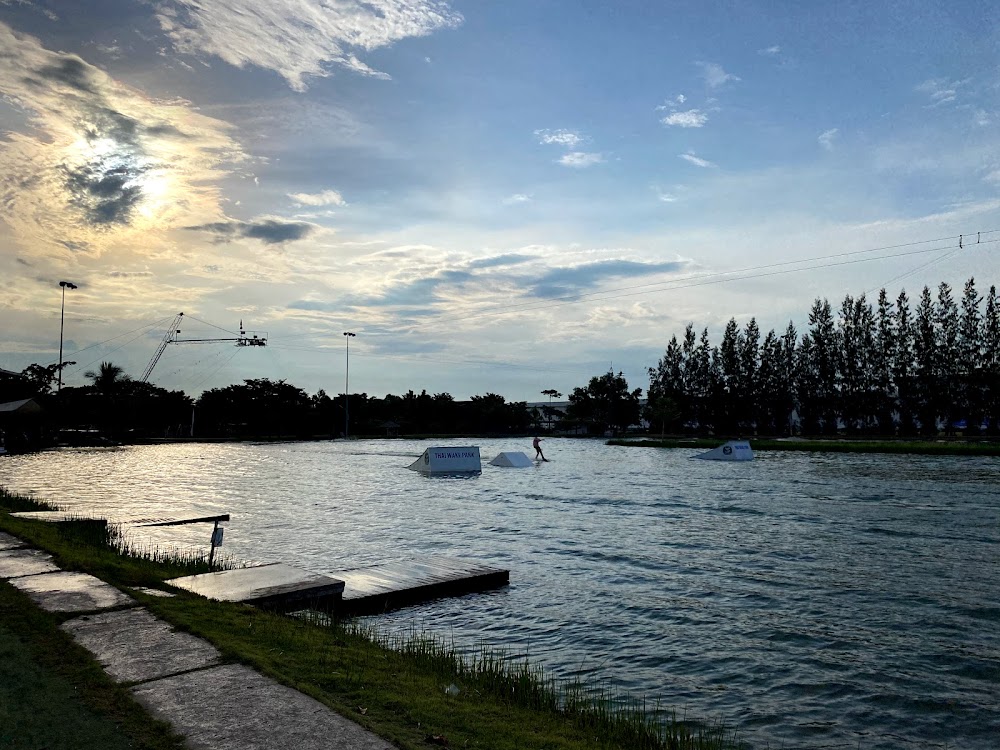 THAI WAKE PARK – Lumlukka