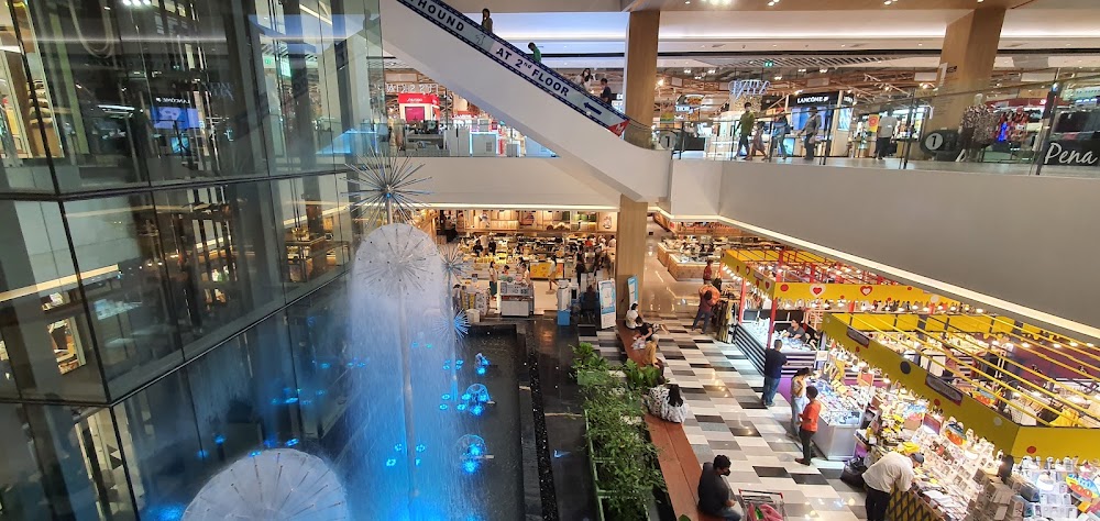 The Mall Ngamwongwan