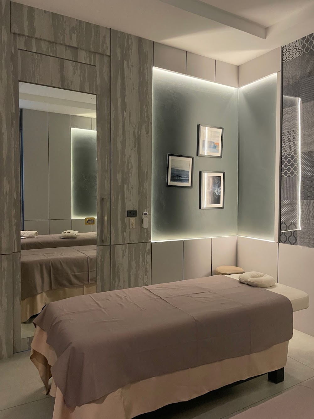 The Relax Spa and Massage
