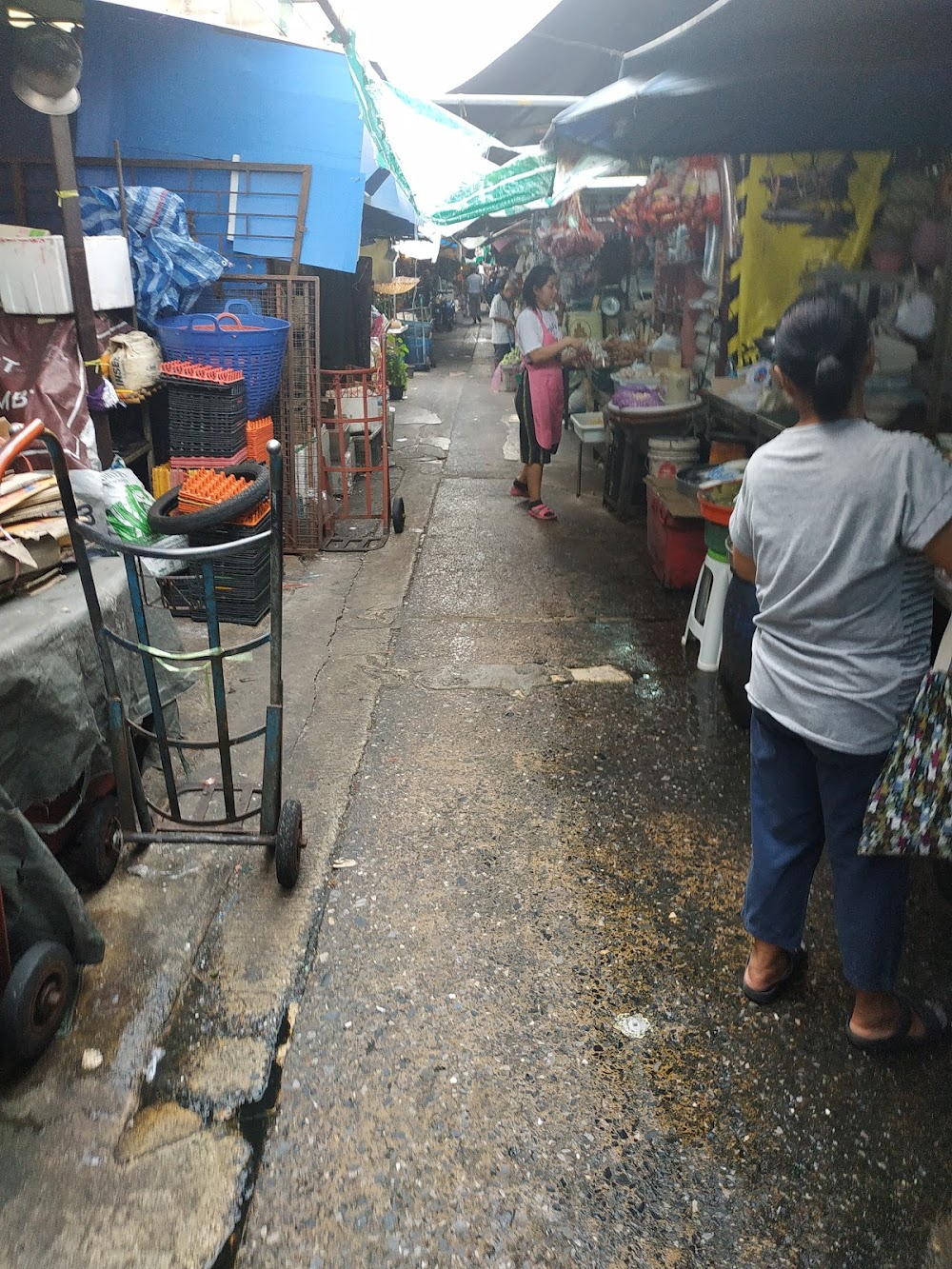 Thewet Market