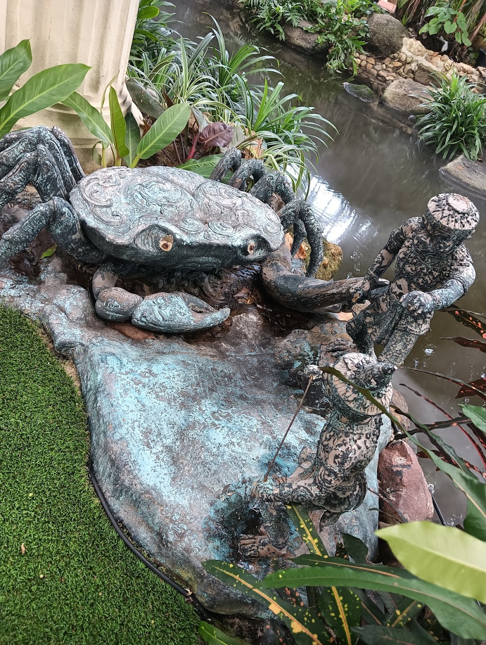 Three-Headed Elephant Statue