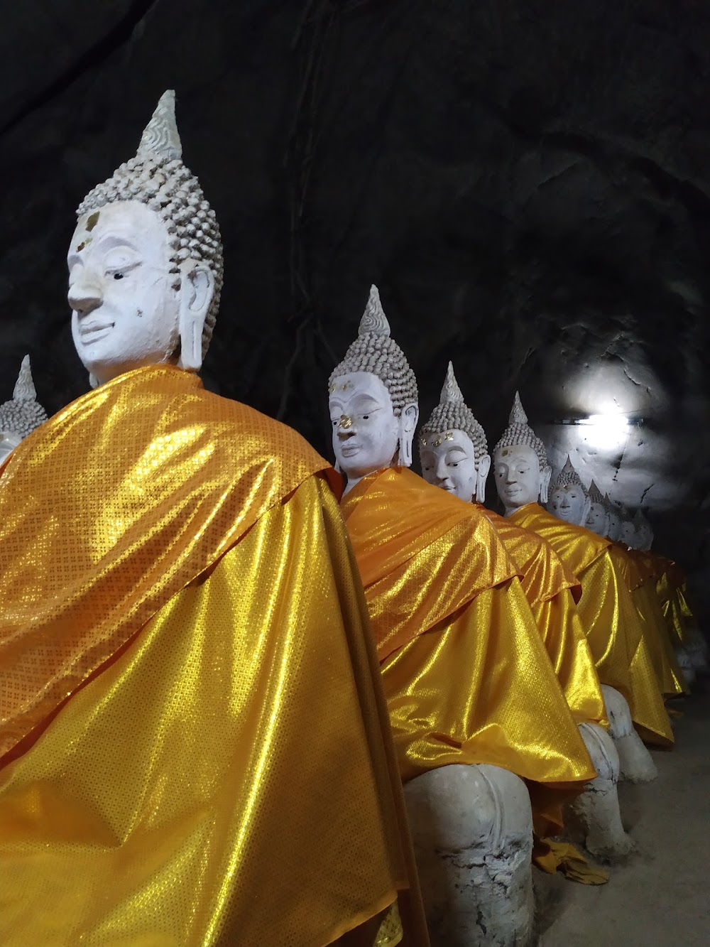 Wat Ao Noi