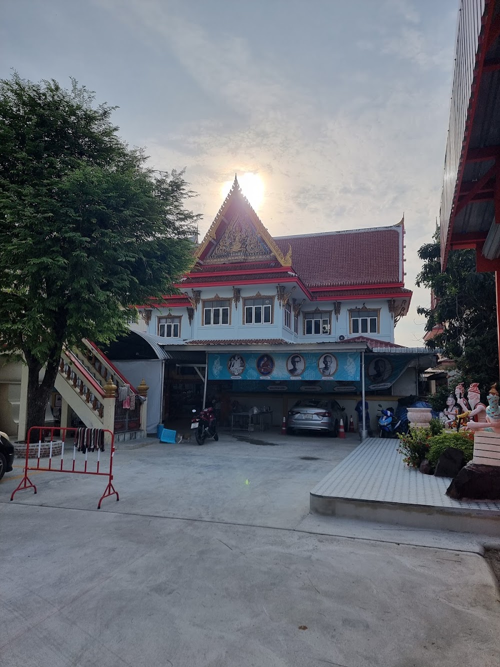 Wat Bang Phra  Temple