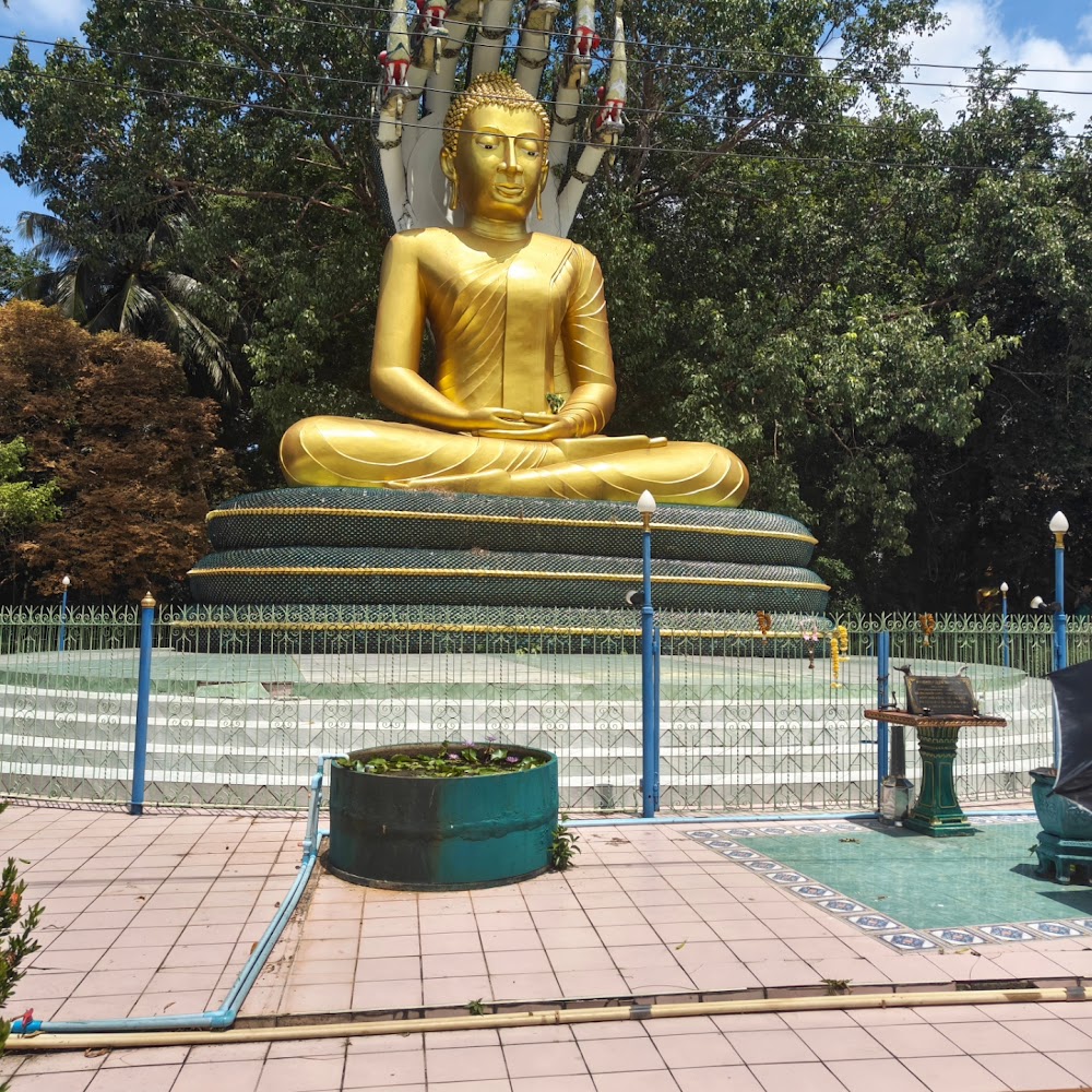 Wat Chak Yai Buddhist Park