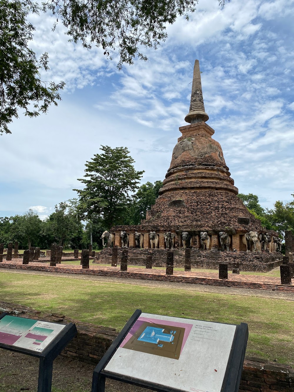 Wat Chang Lom