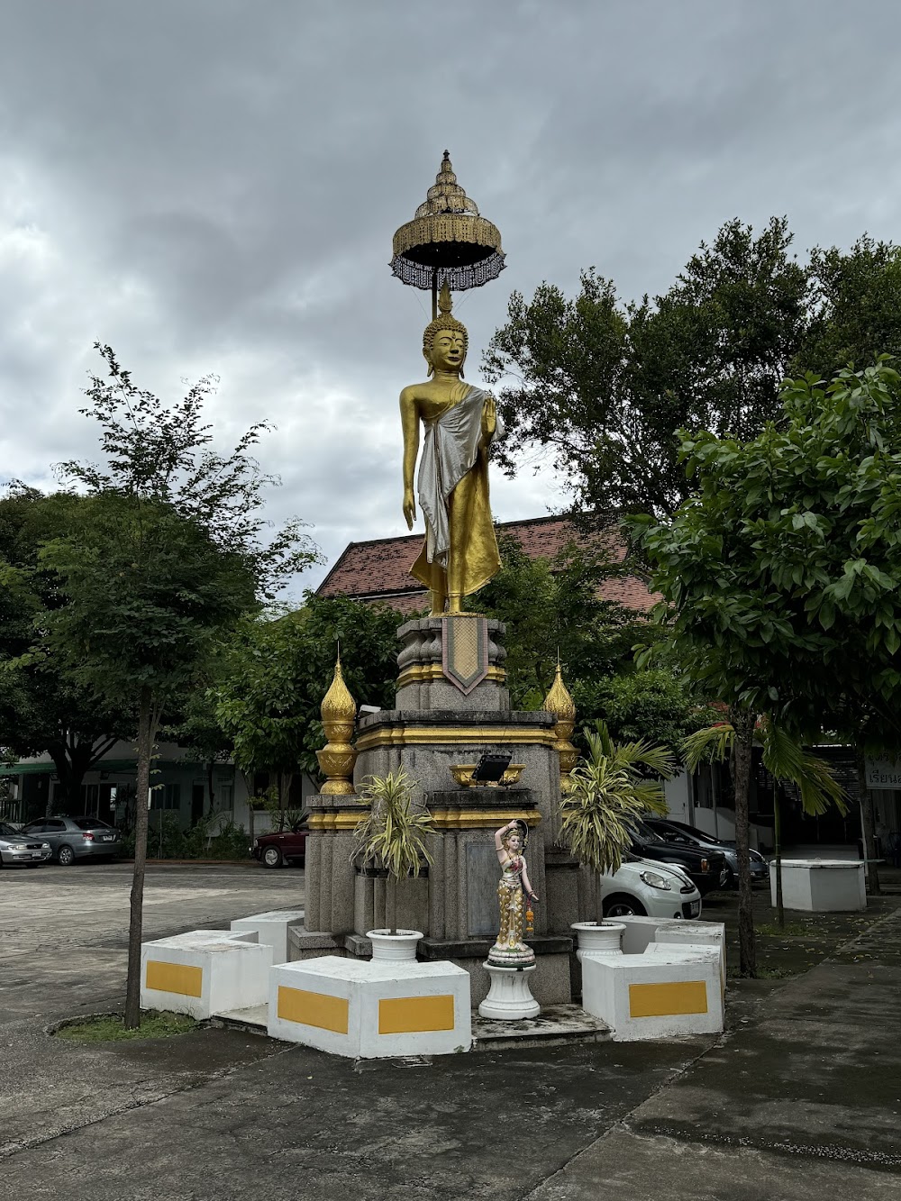 Wat Chetawan Lampang