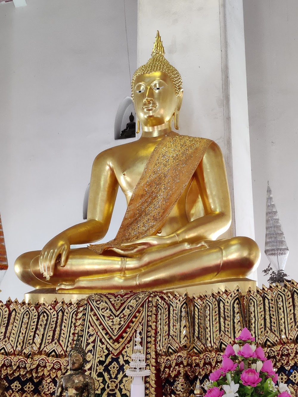 Wat Intharam Worawiharn