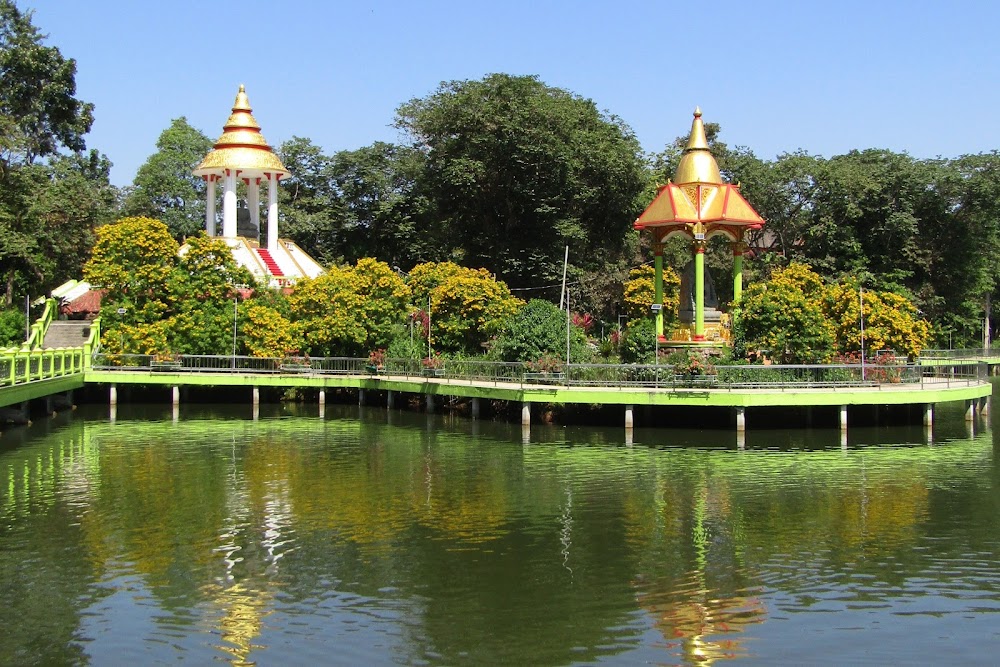 Wat Khao Sukim