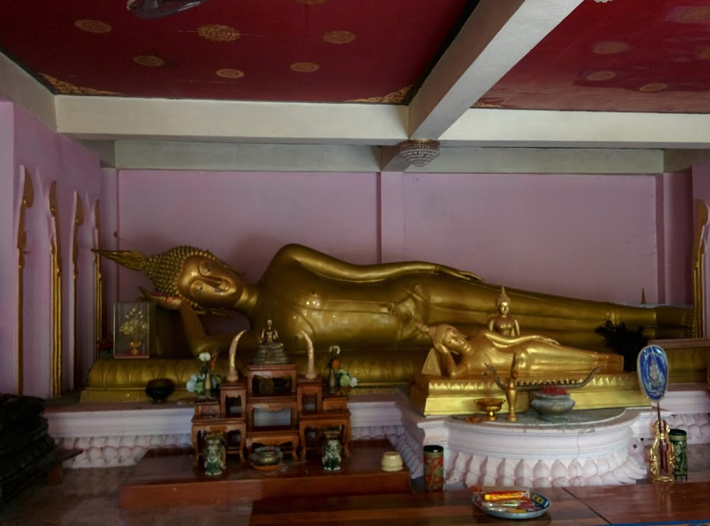 Wat Khao Tham