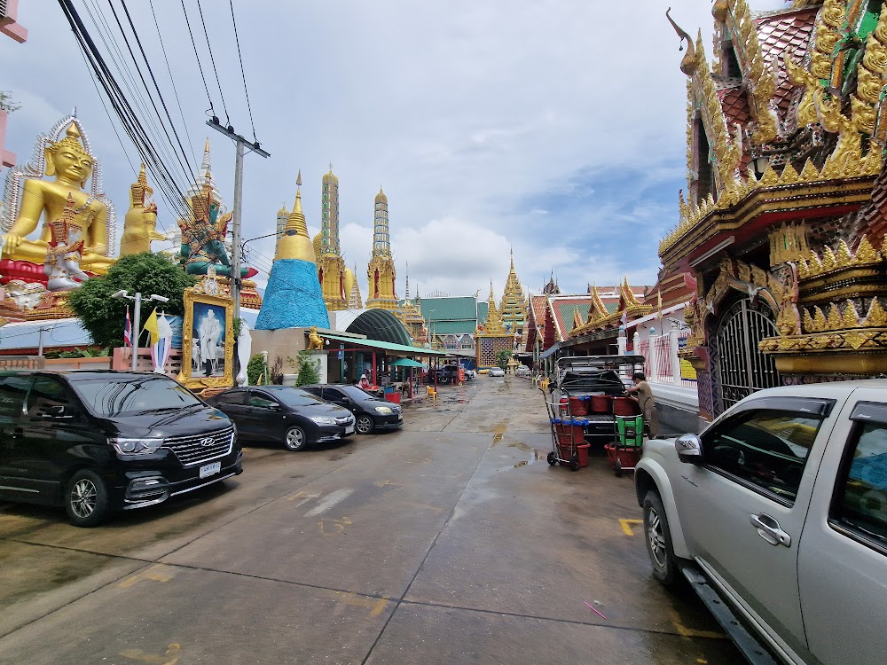 Wat Khun Thai Tha Ram Temple