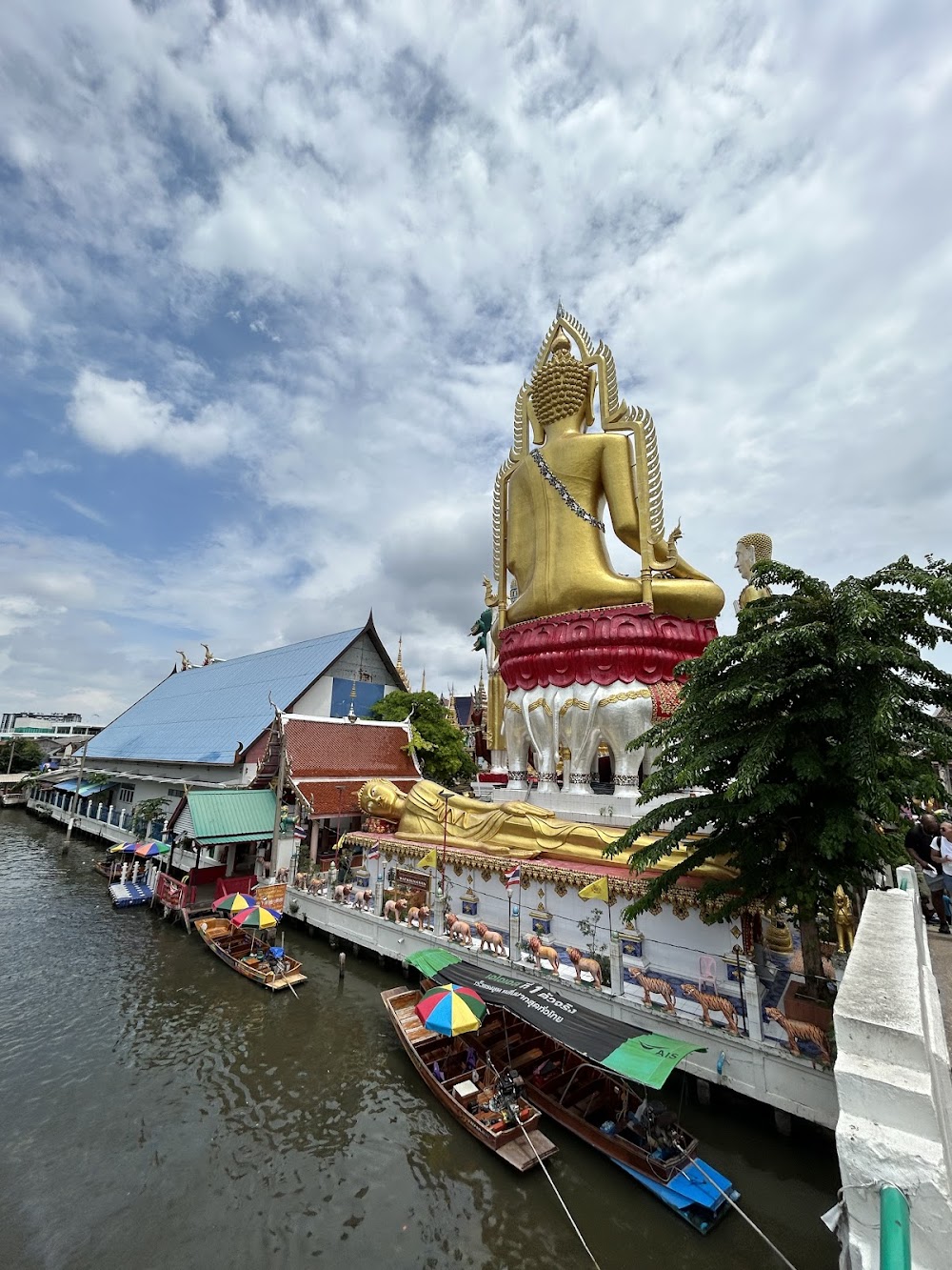 Wat Khun Thai Tha Ram Temple