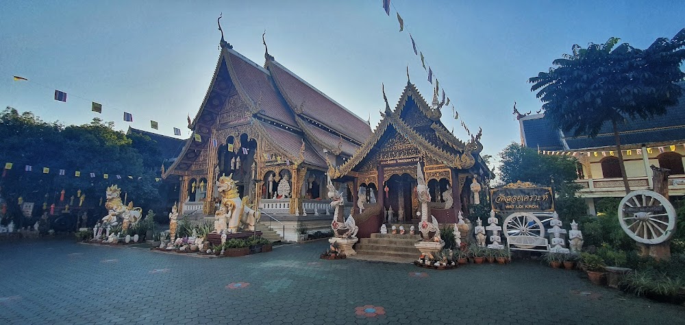 Wat Loi Khro