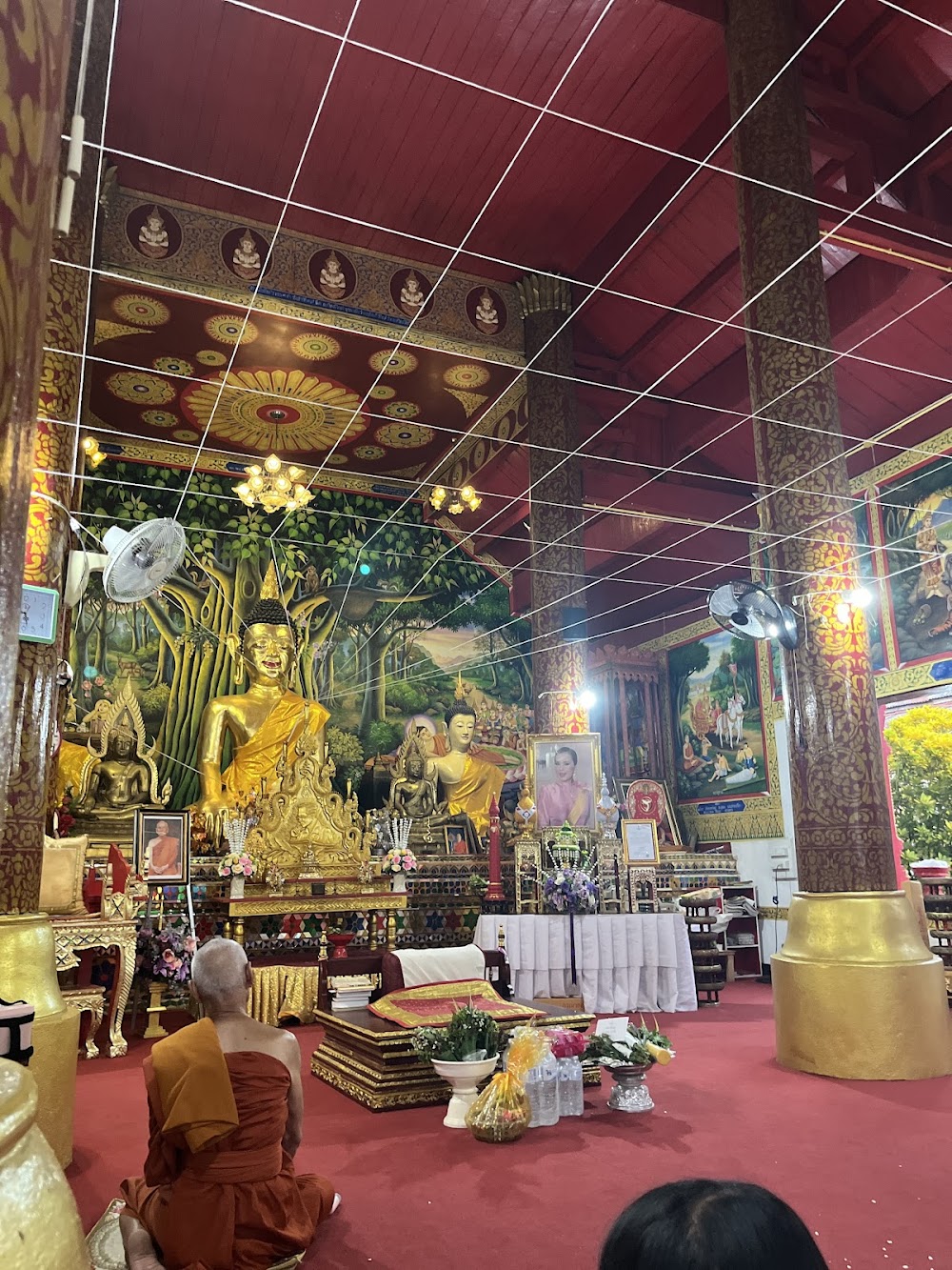 Wat Mae Saab Nua