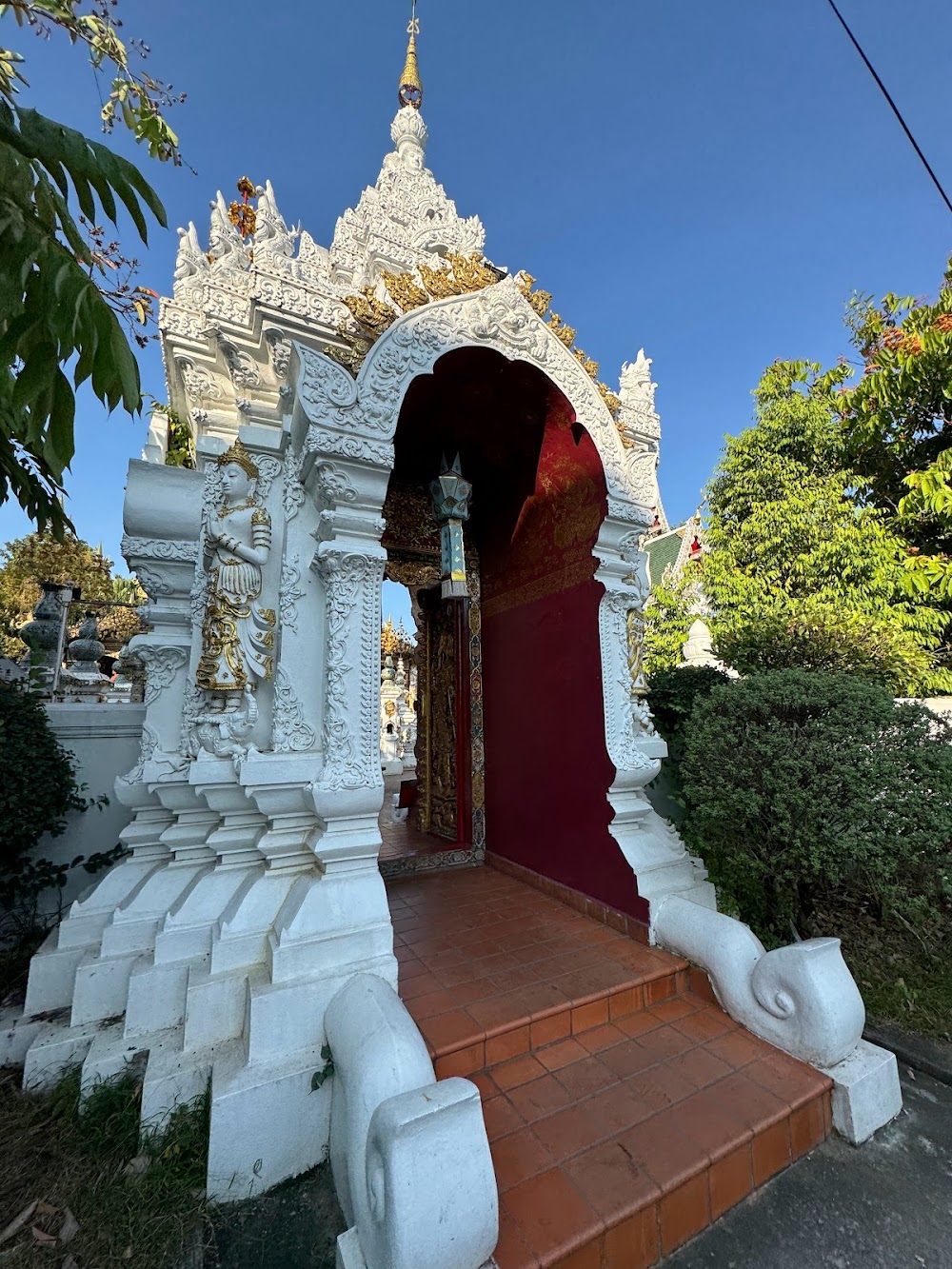 Wat Mung Muang Temple
