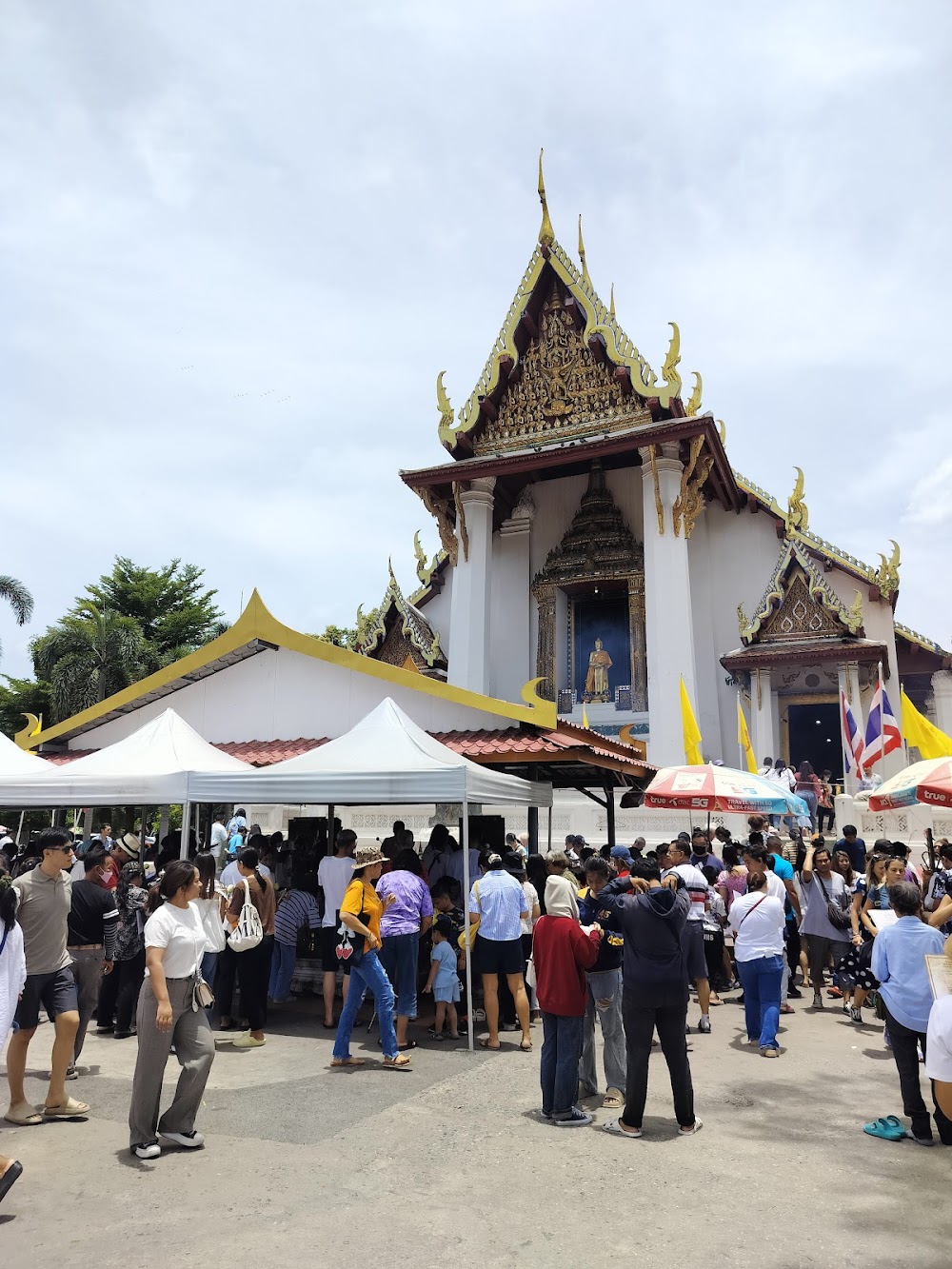 Wat Na Phra Men