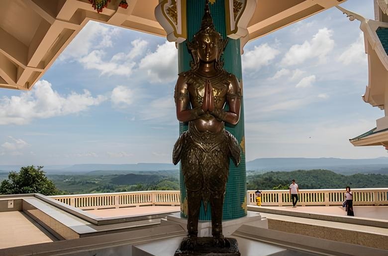 Wat Pa Phu Kon