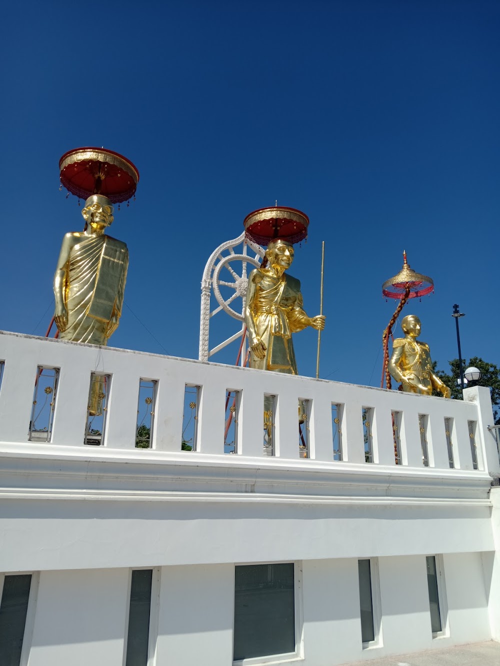 Wat Pak Khlong Makham Thao