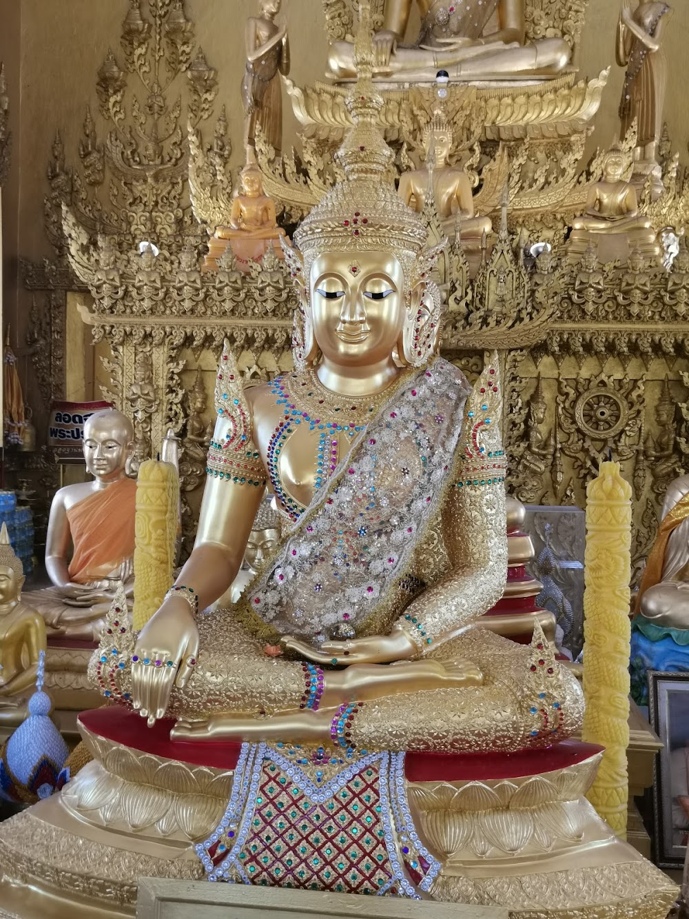 Wat Paknam Jolo